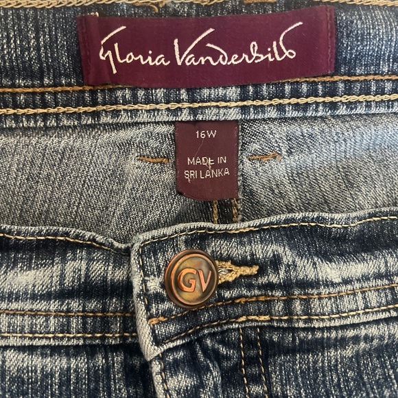 Gloria Vanderbilt Blue Jeans - Picture 5 of 7